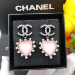 EDB23E07-A7F0-0517-81C0-2451AA8FB8A4.jpg cc Earrings