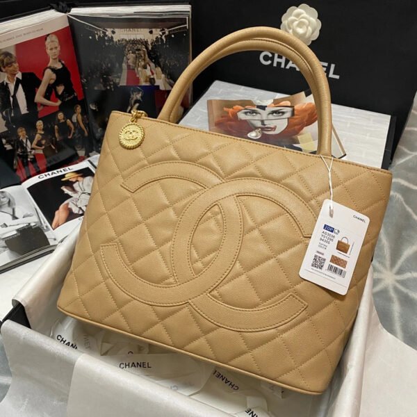 Chanel Medallion Tote Gold Hardware Caviar Yellow For Women, Women&rsquo;s Handbags, Shoulder Bags 15.6in/32cm