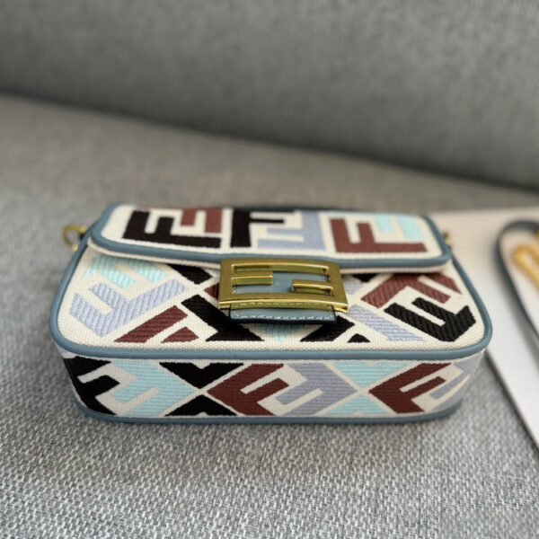 Fendi Baguette Mini