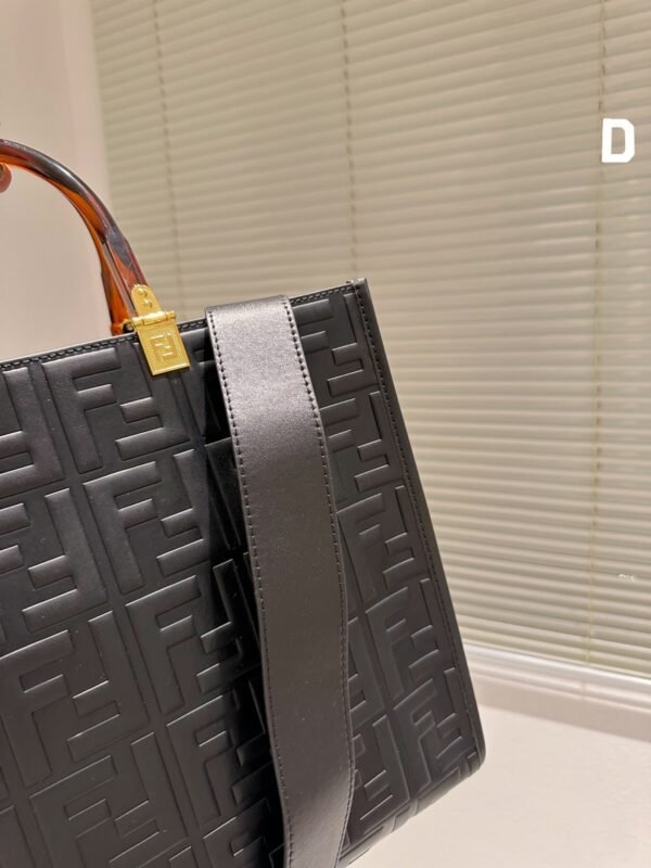 Fendi Sunshine Medium - Orange