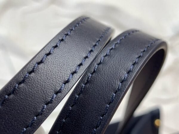 Louis Vuitton OnTheGo MM M47084