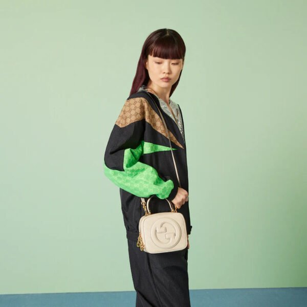 F33F4E8C-5CE1-B2C3-728B-6E9ACB965065_c8cf7520-2db1-4c59-a86c-2144fec9947c.jpg BLONDIE TOP HANDLE BAG