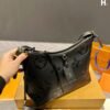F4891BC7-5E30-AE4C-1D77-4F8B5121F132.jpg Louis Vuitton M46288 CarryAll PM