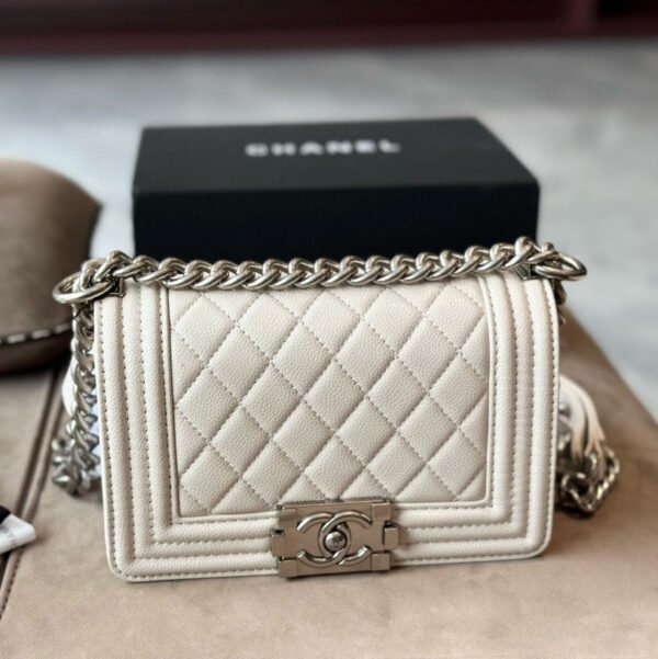 F4AF3837-FB73-545C-70F9-49DDCD60863A.jpg SMALL BOY HANDBAG - Gold Hardware