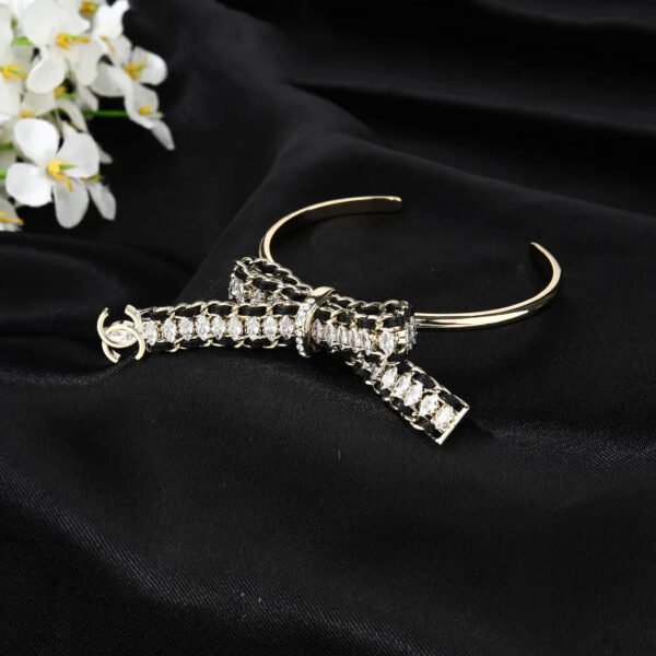 F5BE681B-484A-CF7B-51E1-7C4E60C0EE18.jpg CC Bracelet 0007