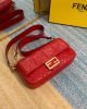 F65FF242-B632-7461-7F89-182A6ACADF3C.jpg Fendi Baguette