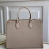 F6F83B91-10B1-AF66-9762-CB7885D7276D.jpg Louis Vuitton OnTheGo MM M45607