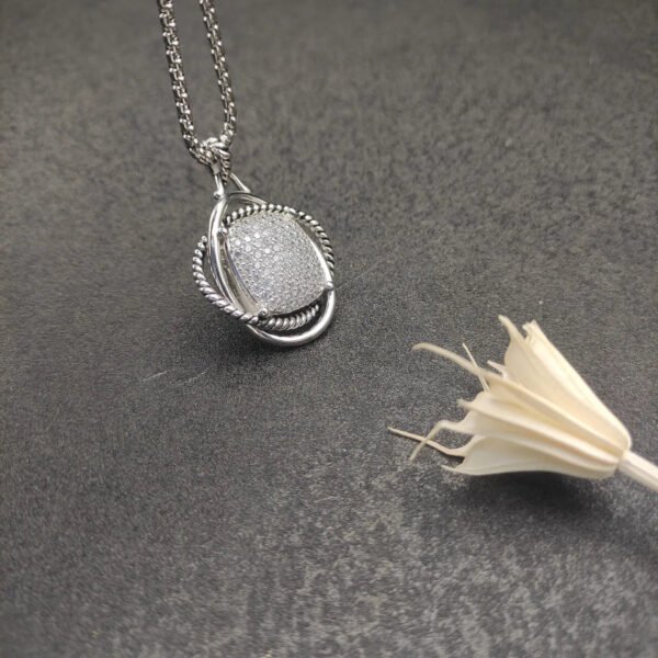 F804CEE7-B28A-B922-0433-E4CED4159D5B.jpg David Yurman Infinity Pendant with Diamonds in Silver, 32mm