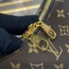 F8B28EBD-7999-F80B-1D72-D6BCC758BEC3.jpg Louis Vuitton Monogram Canvas Slouchy MM M12098
