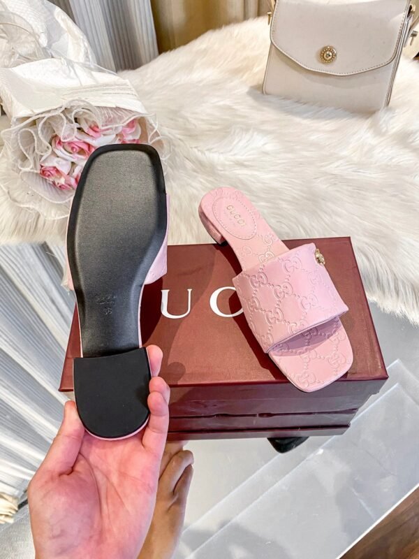 F9800307-A65A-F76F-F2C3-5EF325530825.jpg GUCCI Women's Platform Slide Sandal