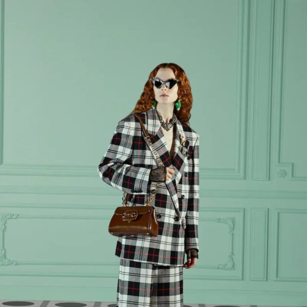 FB747DE5-807F-57DE-69A9-5CBCCE475A62_f0781f78-d49d-4cc4-9880-e699e0c987d4.jpg HORSEBIT 1955 MINI BAG