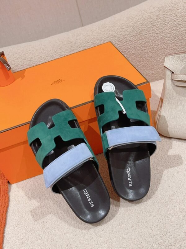 FC386A08-D5CA-E600-EA72-7E5213EDD6A1.jpg Hermes Unisex Chypre Sandal