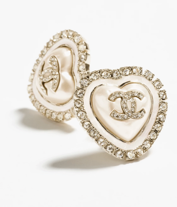 STUD EARRINGS