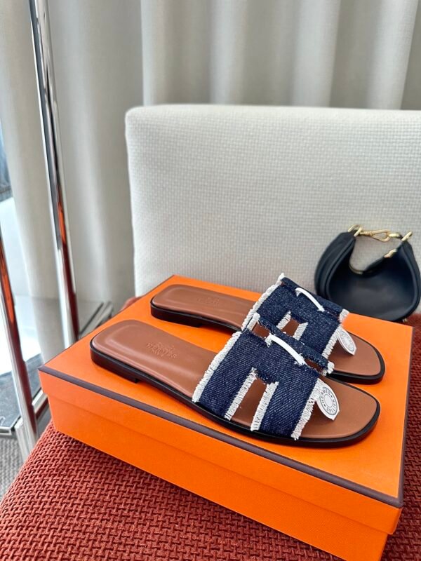 Hermes Women's Oran Sandal