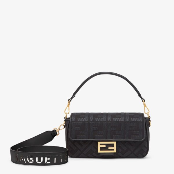 Fendi Baguette  Medium
