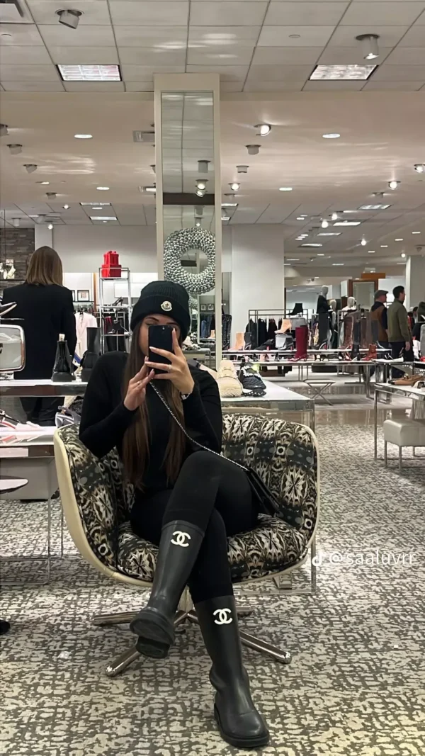 a8e59b6f68aa9a726f1e397ff69613bf Chanel rain boots